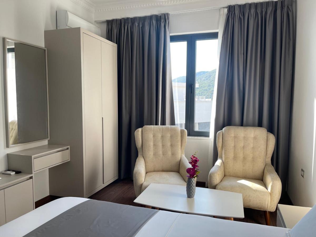 Migi Residence Durrës Eksteriør billede